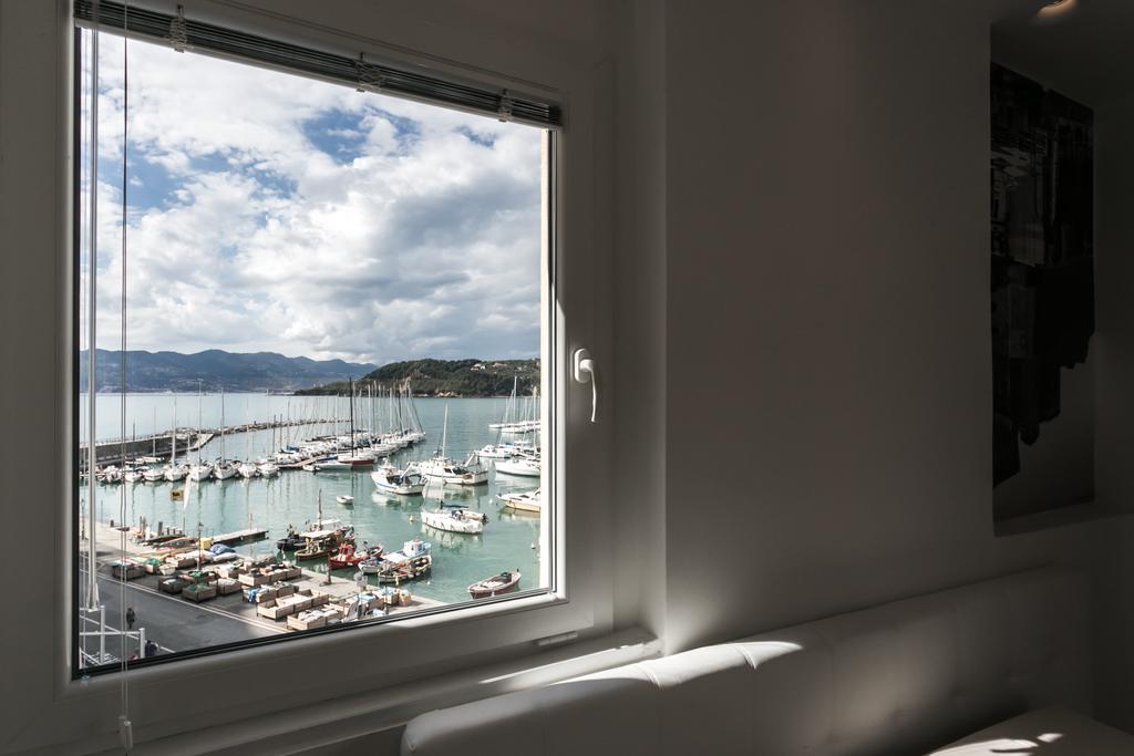 Al Molo Sea View Rooms เลริชี ภายนอก รูปภาพ