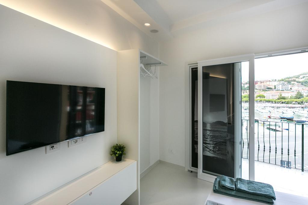 Al Molo Sea View Rooms เลริชี ภายนอก รูปภาพ